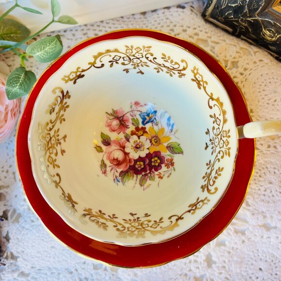 Vintage Red Aysnley Teacup and Saucer with Gold Inlay and Floral Centerpiece - Picture 1 of 10